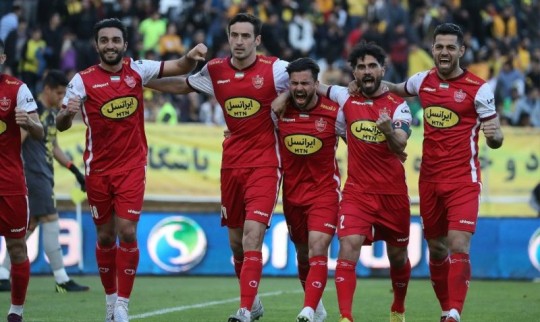 صعود پرسپولیس با شکست سپاهان در جذاب‌ترین بازی سال