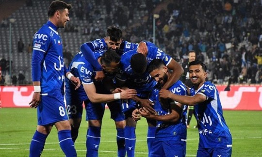 جشنواره گل استقلال به نساجی و روز سیاه پرسپولیس